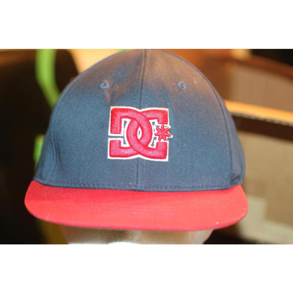 DC Shoes Classic Logo Snapback Hat Navy Red Flat Brim Yupoong The Classics